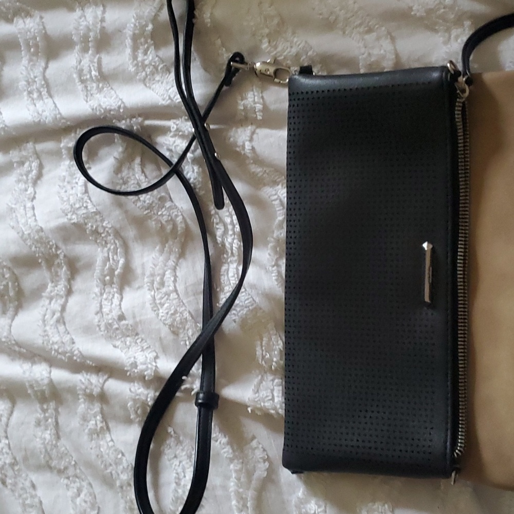 S & D Waverly Crossbody Clutch - Picture 5 of 5